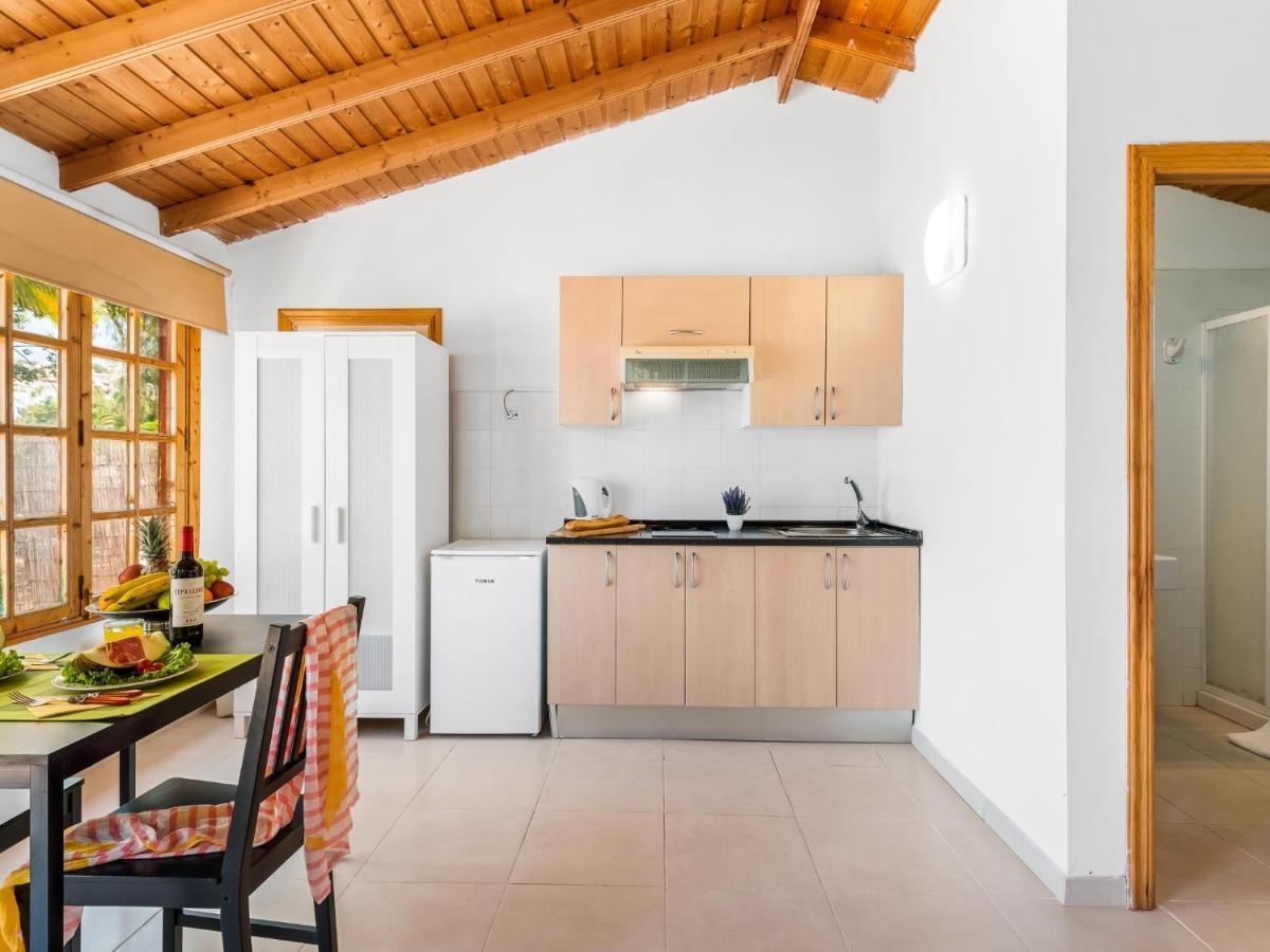 Апартаменты 101 Bright, Pool View And Air Conditioning Плая-де-лас-Америкас Экстерьер фото